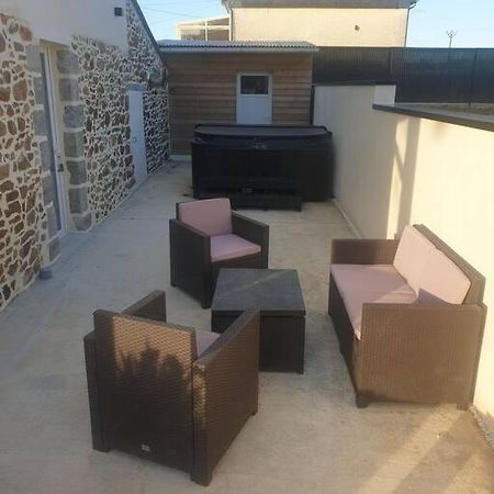 Gite Atypique Avec Jacuzzi Hillion 외부 사진